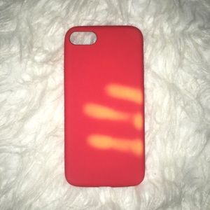 ❤️💛COLOR CHANGING PHONE CASE❤️💛